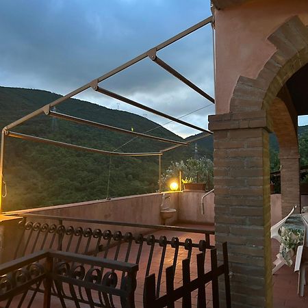 Casa Belvedere A Valle San Martino Di سبوليتو المظهر الخارجي الصورة